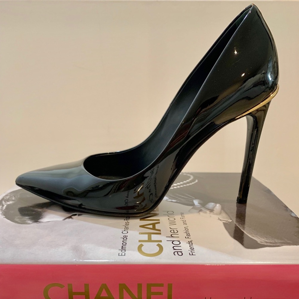 💎LOUIS VUITTON EYELINE PUMP PATENT LEATHER 💎